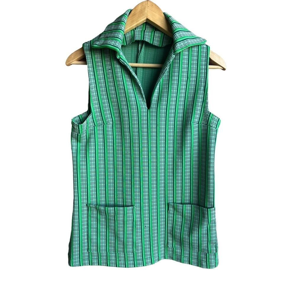 Green Striped Sleeveless Blouse with Collar